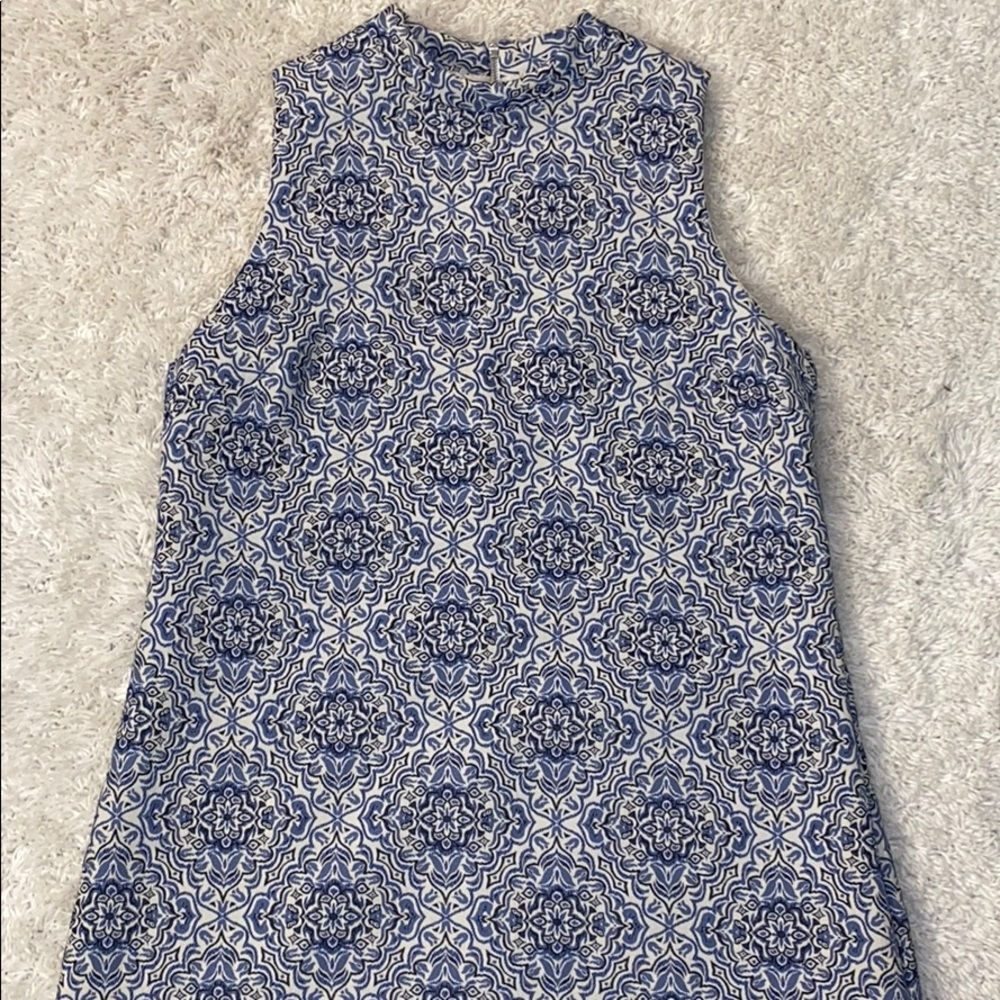 Patterned Shift Dress - image 5